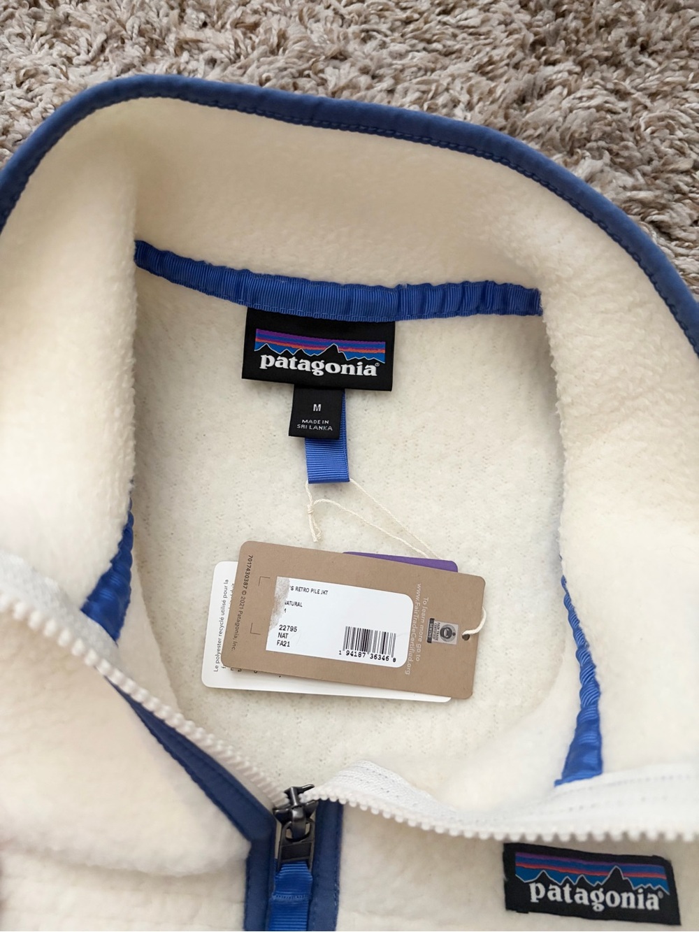 🌿NWT!Patagonia Women's Retro Pile Fleece Jacket - Picture 4 of 6